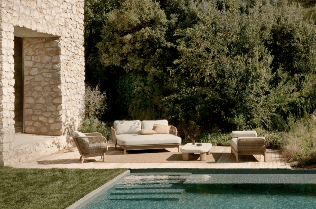 Comment bien choisir son mobilier extérieur pour un jardin ou une terrasse réussie